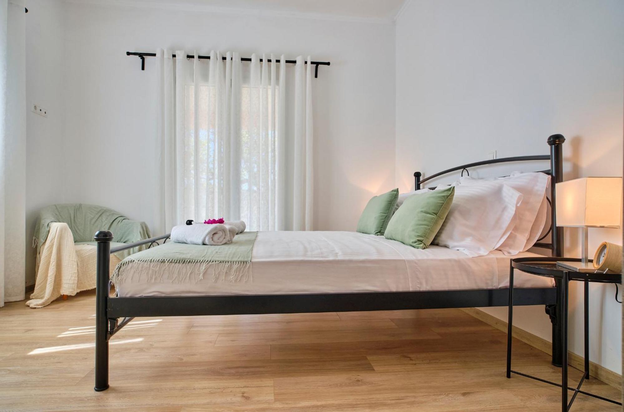 Olivia Mare Vacation House Corfu Astrakeri Екстериор снимка